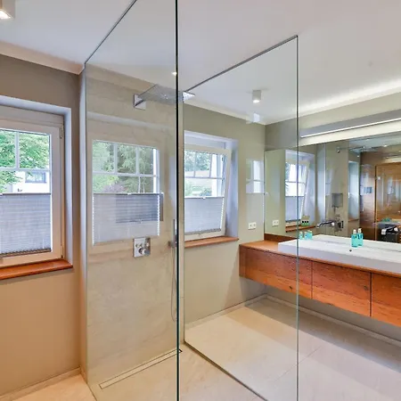 Weitblick Mit Grossem Balkon, Sauna, Kaminofen Appartement *